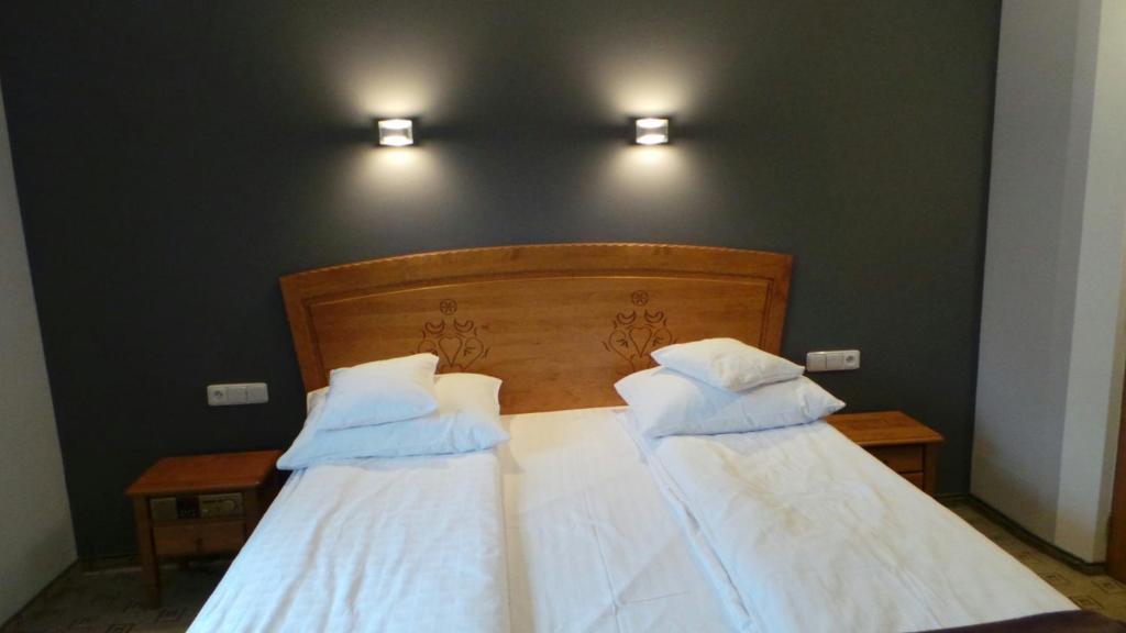 Hotel Zornica Poczesna Quarto foto